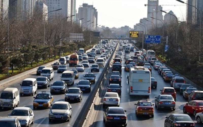 乘联会崔东树：北京短期之内很难开放汽车限购政策