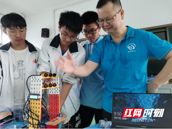 【红网时刻】宜章一中“科普志愿者”张永强获评2022年度湖南 