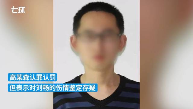 女医生控告医生前夫投毒致残案将择期宣判：他说因看我不顺眼，想“给点颜色瞧瞧” 女医生 投毒 医生 新浪新闻