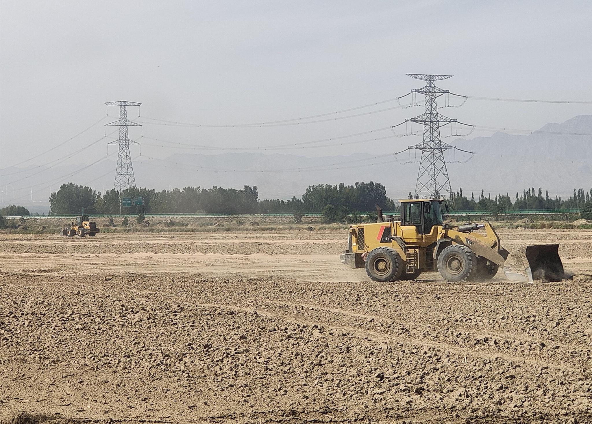 平吉堡农场:粪肥就地消纳就近还田 夯实产业基础 平吉堡农场:粪肥就地消纳就近还田 夯实产业基础