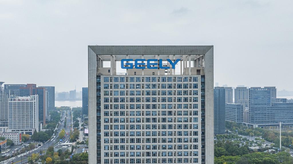 吉利控股：去年总销量超230万辆，新能源车渗透率近28%