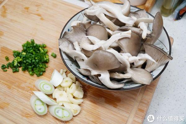 腊月二十五,推磨做豆腐,兔年推荐5种豆腐做法,上桌就是好菜休闲区蓝鸢梦想 - Www.slyday.coM 腊月二十五,推磨做豆腐,兔年推荐5种豆腐做法,上桌就是好菜休闲区蓝鸢梦想 - Www.slyday.coM