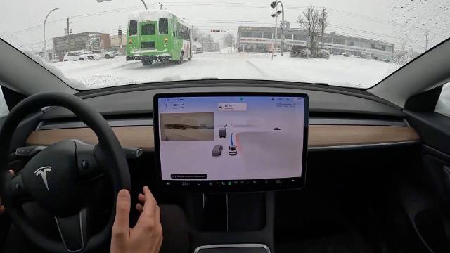 特斯拉FSD的表现.....