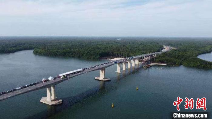 由中企承建马来西亚柔佛州最大单体桥梁项目通车 – 新浪