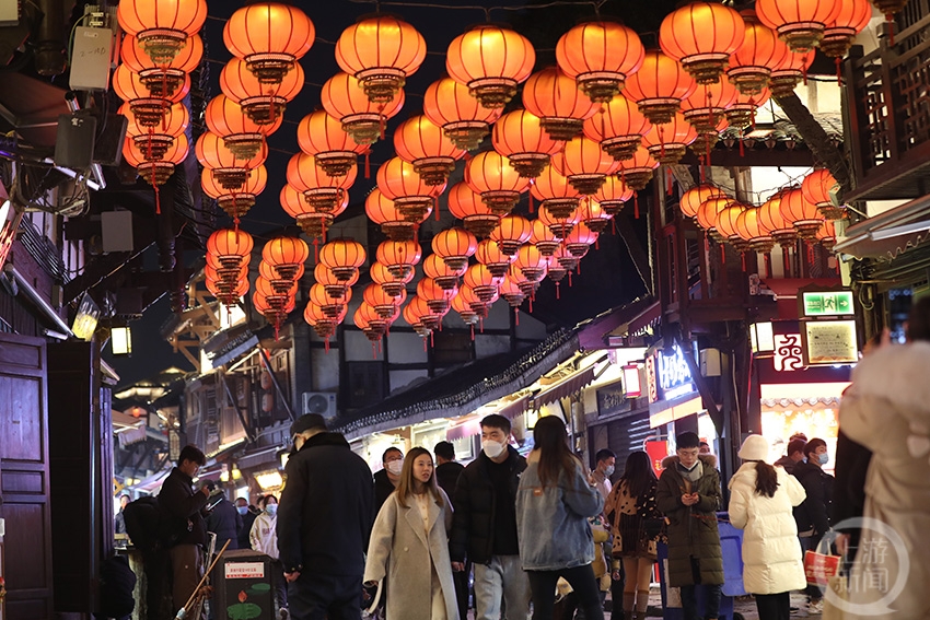 国内节日氛围 4bcc-a2666a5915fa7bc4f05afbc6bb40621b.jpg