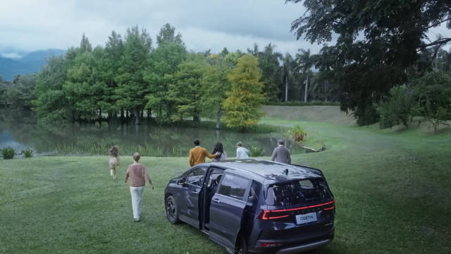 去年11月我国台湾省上市的MPV新车——现代CUSTIN……