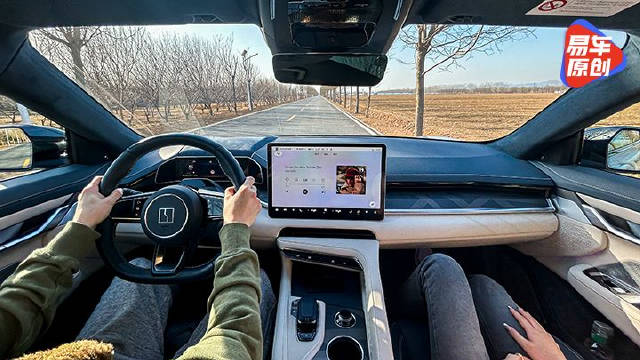 底盘运动化质感是惊喜 FOR 第一视角 极氪001