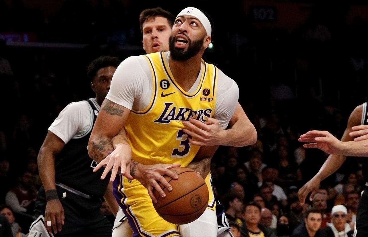 浓眉面对各路豪强的巅峰对决他在NBA留下的那些难以忘怀的瞬间