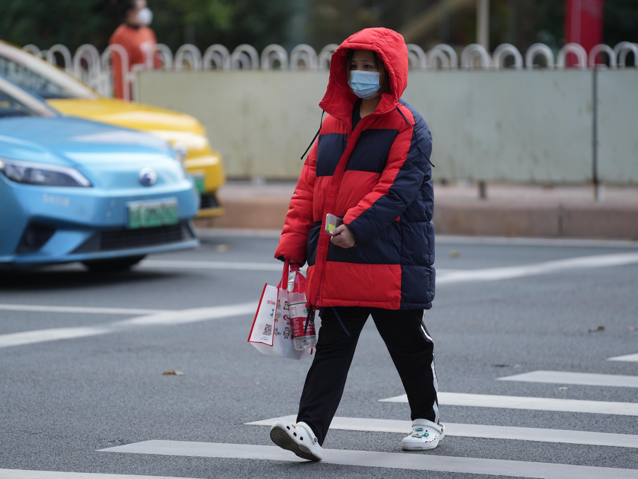 假期尾声冷空气正在“赶路”，初六至初八广东料有2℃～5℃降温