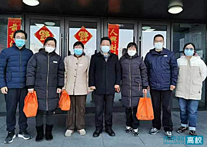 上海電力大學領導看望慰問春節期間堅守一線工作人員