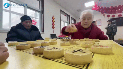 带着爷爷奶奶玩电竞、拍视频?河南95后小伙开了家“最潮养老院”休闲区蓝鸢梦想 - Www.slyday.coM 带着爷爷奶奶玩电竞、拍视频?河南95后小伙开了家“最潮养老院”休闲区蓝鸢梦想 - Www.slyday.coM