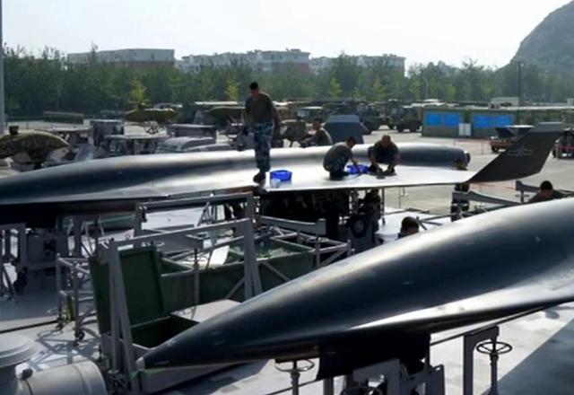 发现流浪地球2漏洞,2044年苏57被逼高空停车,空天飞机造不了?休闲区蓝鸢梦想 - Www.slyday.coM 发现流浪地球2漏洞,2044年苏57被逼高空停车,空天飞机造不了?休闲区蓝鸢梦想 - Www.slyday.coM