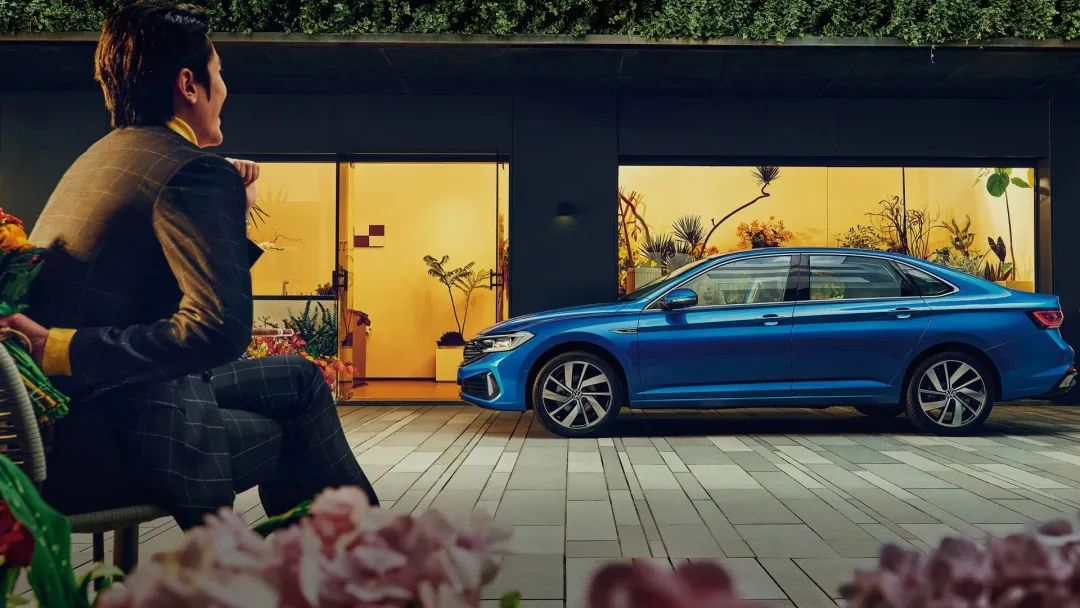 年销22万台!配明星发动机,油耗6L!轴距两米八,这些家轿王10W起!