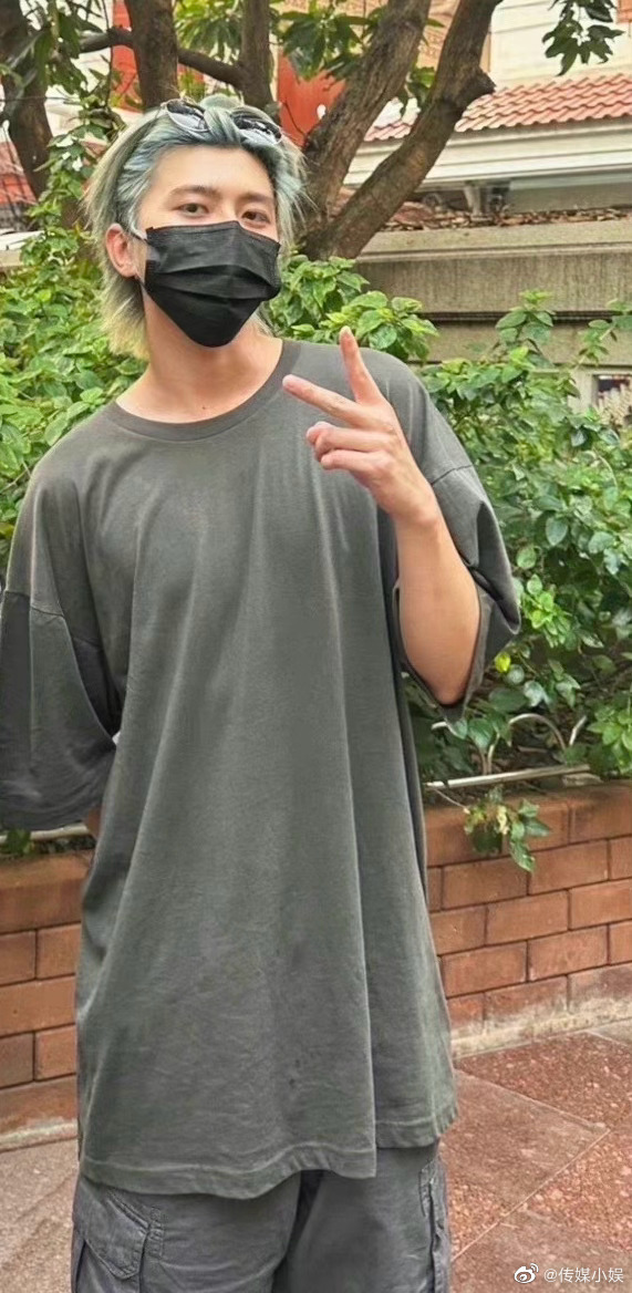 怎么感觉除了我都在<a href=