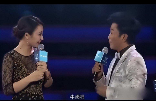 赵丽颖喝水事件恰如管中窥豹,映射出娱乐圈“看破不说破”的秘密