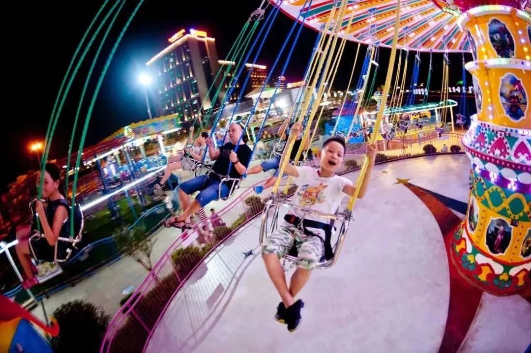 元宵佳节休闲区蓝鸢梦想 - Www.slyday.coM 元宵佳节休闲区蓝鸢梦想 - Www.slyday.coM