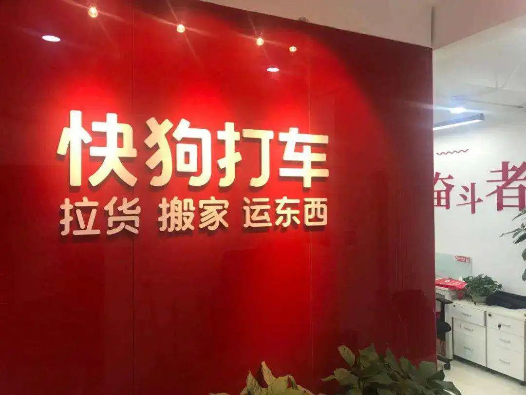 【晚报】极氪官宣第三款车型 ZEEKR X/特斯拉电动皮卡原型车曝光14 【晚报】极氪官宣第三款车型 ZEEKR X/特斯拉电动皮卡原型车曝光