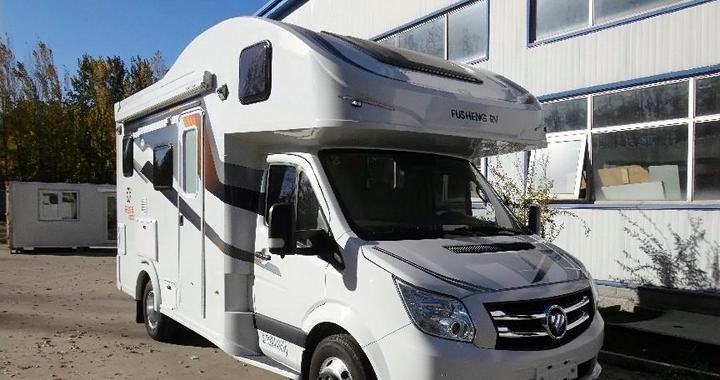 3.2郑州房车展：福生房车远方C型，极简风格，丰富配置！