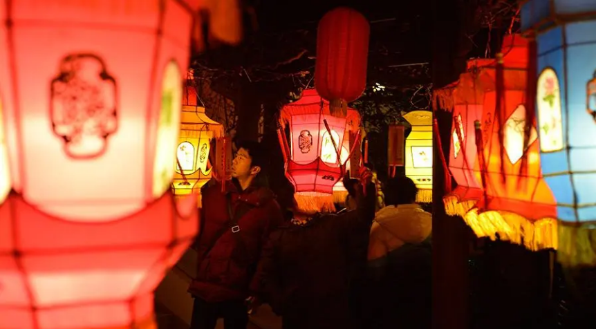 元宵佳节休闲区蓝鸢梦想 - Www.slyday.coM 元宵佳节休闲区蓝鸢梦想 - Www.slyday.coM