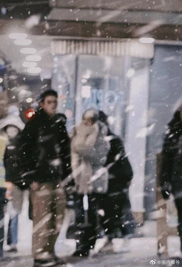 吴磊赵今麦在芬兰大雪中拍摄《在暴雪时分》……