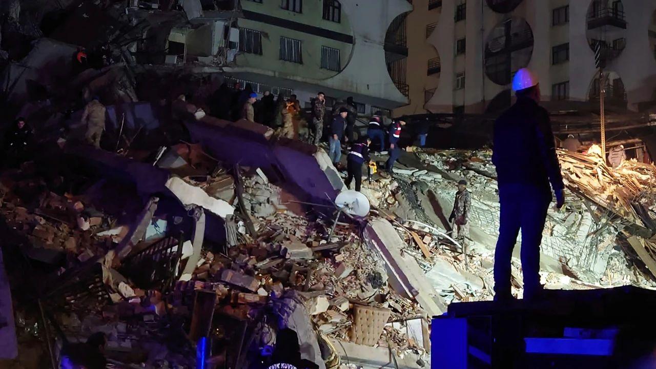 土耳其连续强震为震群型地震,中方愿向土叙提供紧急人道主义援助休闲区蓝鸢梦想 - Www.slyday.coM 土耳其连续强震为震群型地震,中方愿向土叙提供紧急人道主义援助休闲区蓝鸢梦想 - Www.slyday.coM