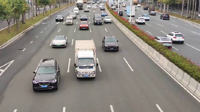 深圳用车流调视频，一镜到底直观感受一线城市汽车消费水平！