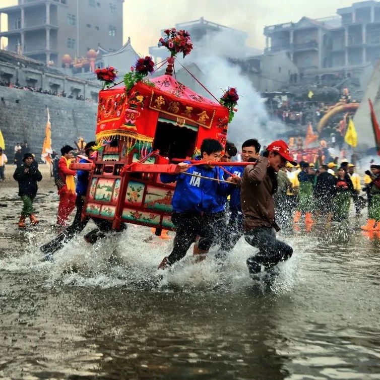 张居正32人抬轿真相 古代轿子规格有多严格
