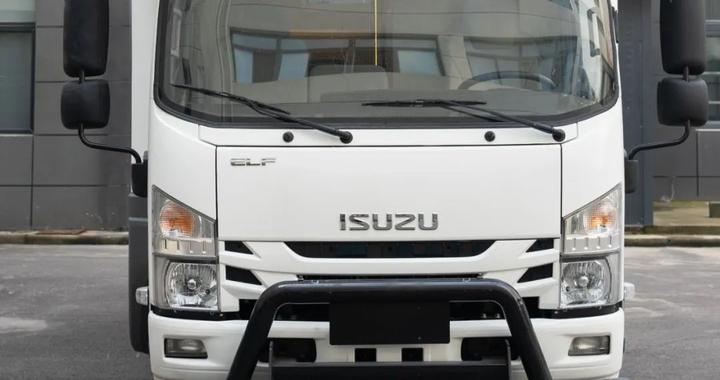 3.2郑州房车展：银燕房车700P，超大空间，舒适享受！