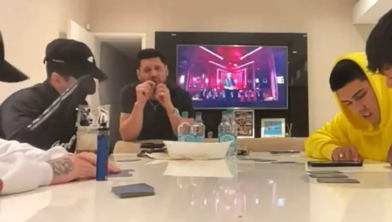 万万没想到(梅西内马尔回巴萨)梅西永远留在巴萨,(图1) 万万没想到(梅西内马尔回巴萨)梅西永远留在巴萨,(图1)