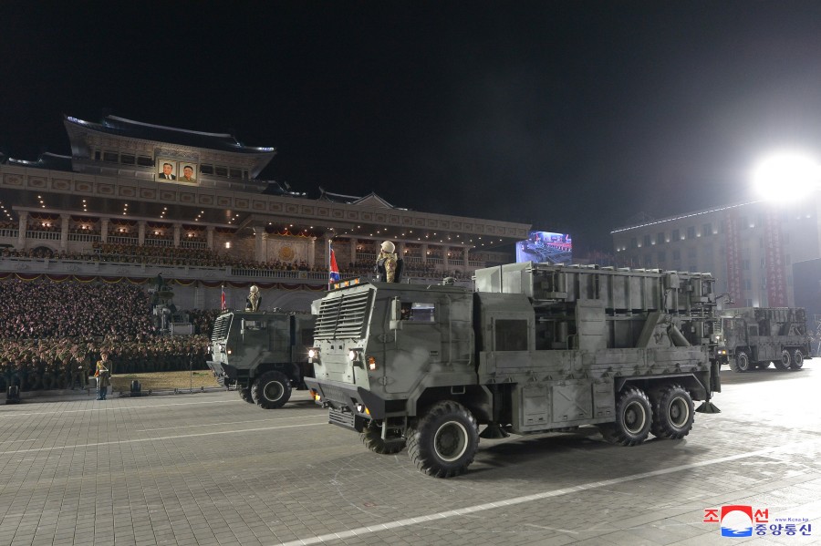 朝鲜举行建军75周年阅兵式 新型洲际弹道导弹亮相休闲区蓝鸢梦想 - Www.slyday.coM 朝鲜举行建军75周年阅兵式 新型洲际弹道导弹亮相休闲区蓝鸢梦想 - Www.slyday.coM