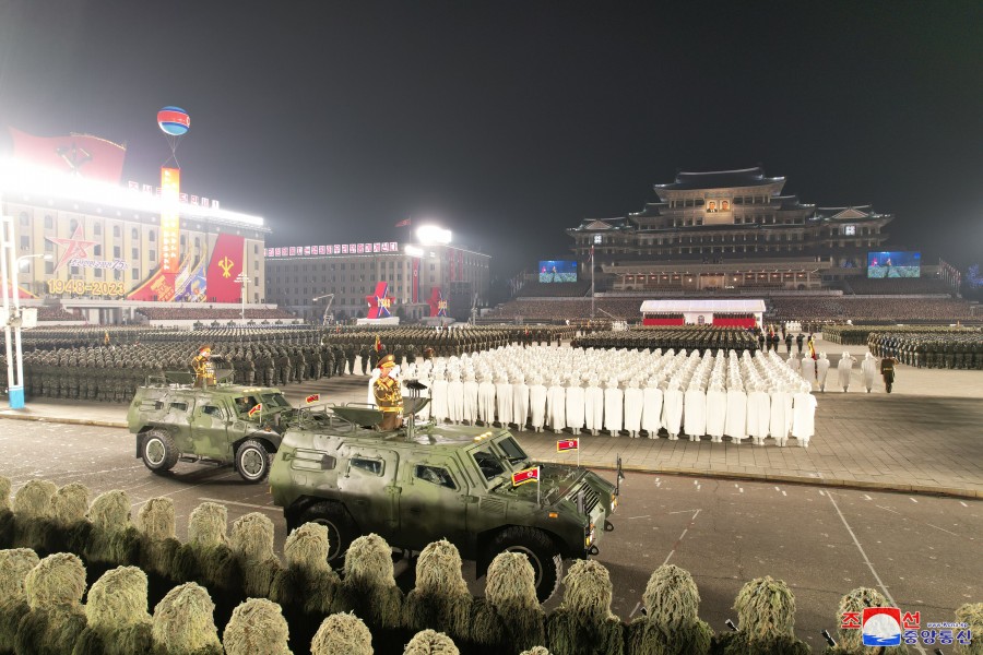 朝鲜举行建军75周年阅兵式 新型洲际弹道导弹亮相休闲区蓝鸢梦想 - Www.slyday.coM 朝鲜举行建军75周年阅兵式 新型洲际弹道导弹亮相休闲区蓝鸢梦想 - Www.slyday.coM