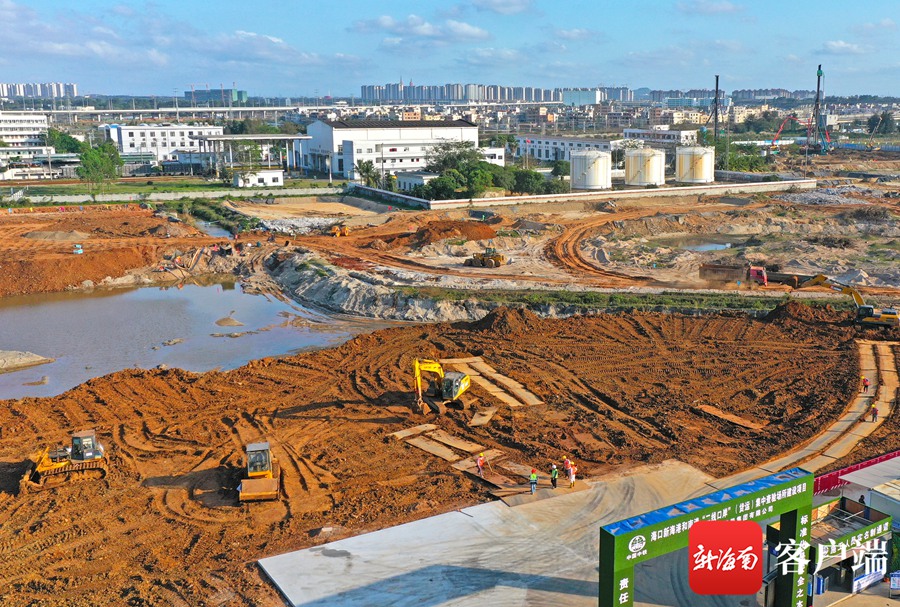 自贸港拼起来 | 海口新海港和南港“二线口岸”(货运)集中查验场所建设项目直击|海口市|货运|自贸港_新浪新闻