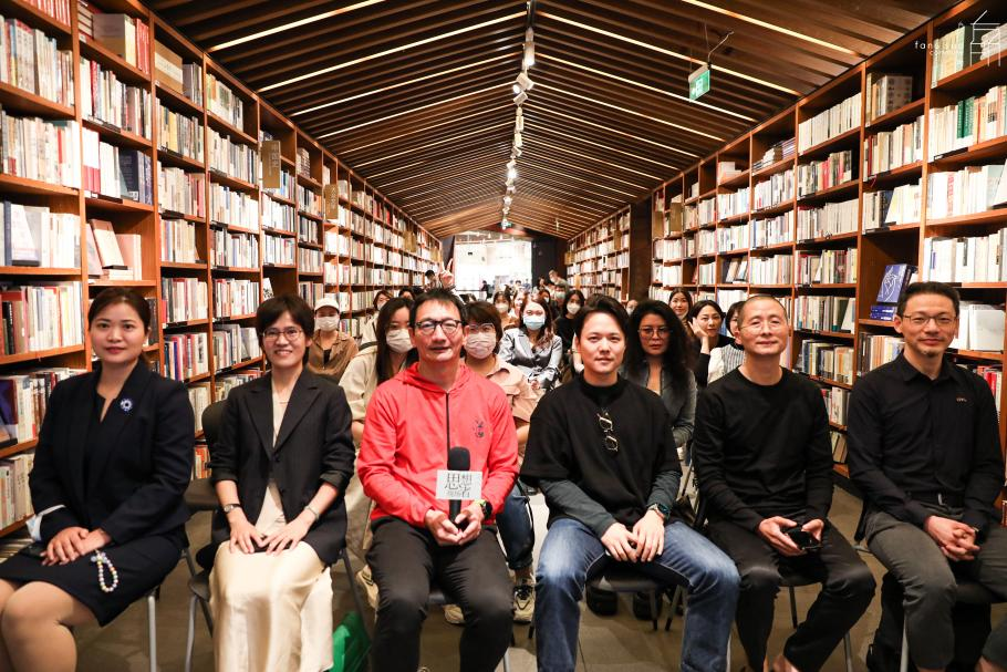 六位设计师共谈友好型城市建设，城市建设中的普惠性与个性化关系为焦点（武汉标志设计）论述什么是好的城市设计，