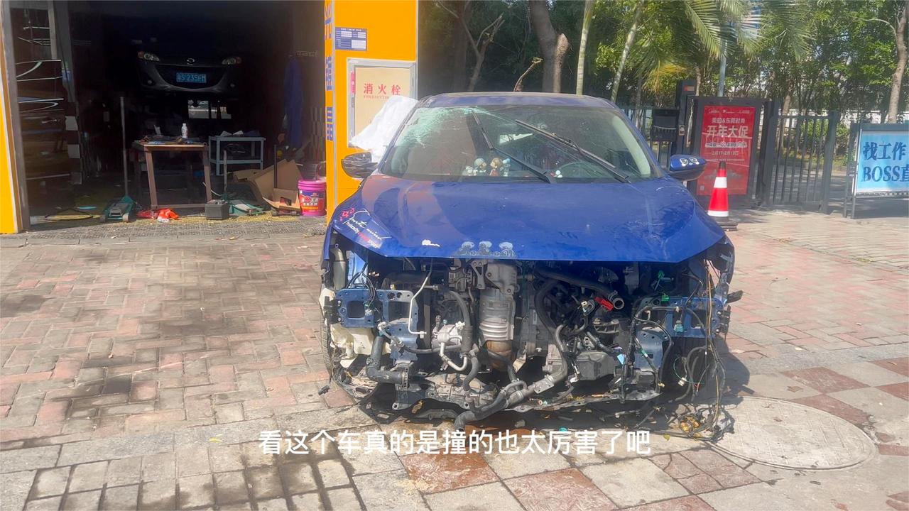 车子报警显示要保养，两口子不去4S店就近选择一家花500块做保养