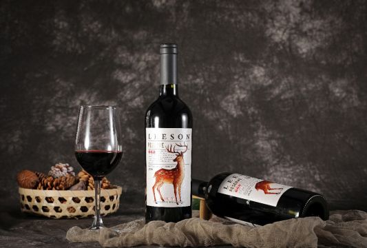 阿尔巴里诺葡萄酒的“<a href=