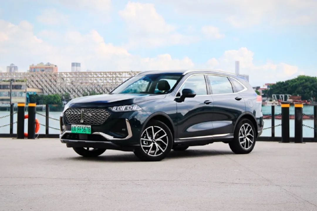 15.58万起,都是国货之光,高颜值低油耗,闭眼买错不了!