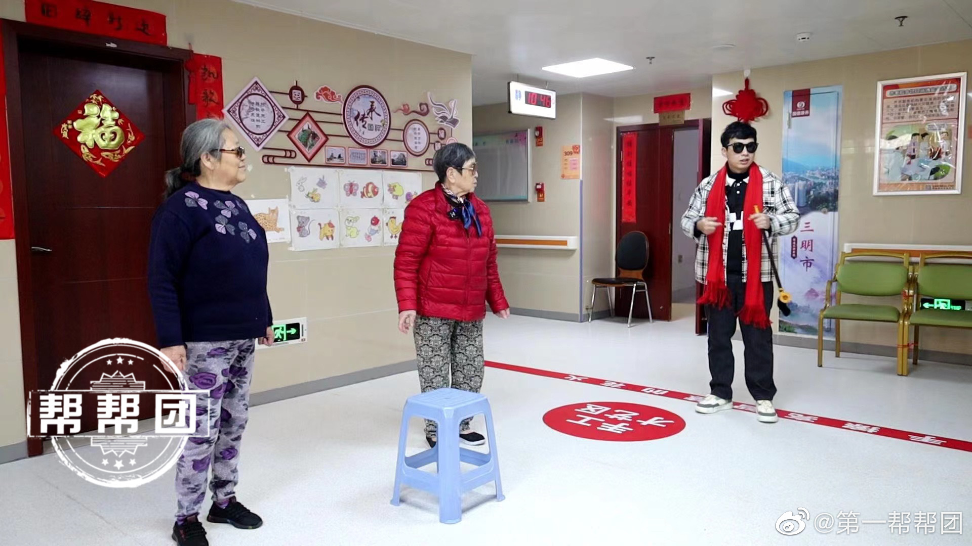 “银发族”遇上“00后”，在养老院，照样玩出“潮流养老”