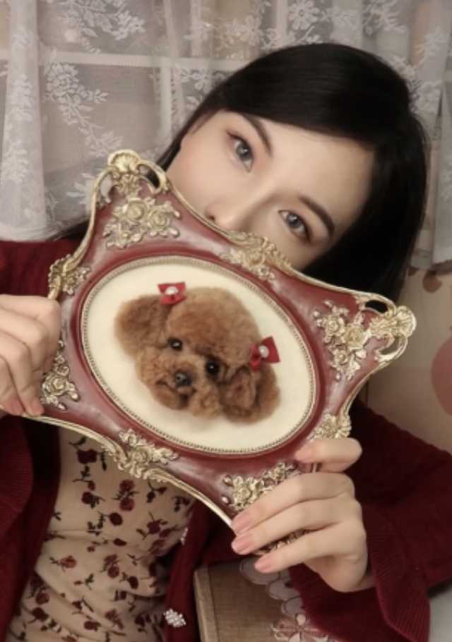 湖南岳阳女生遇害（湖南岳阳：女孩用巧手“复活”宠物，订单排到2024年！）