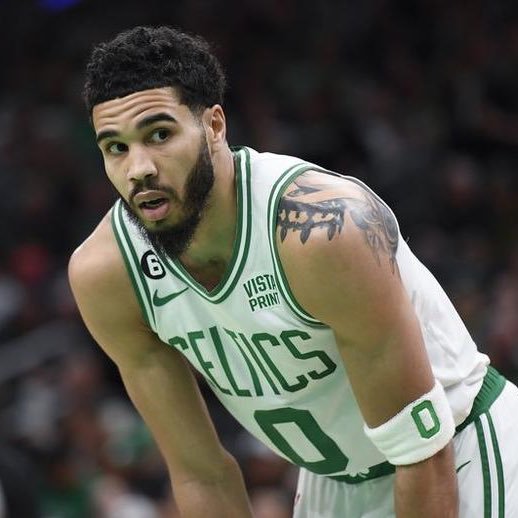 塔图姆闪耀赛场