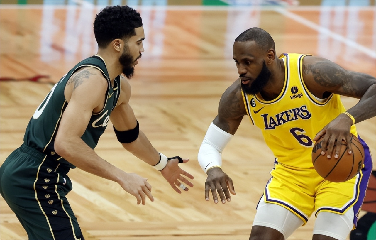 NBA超话揭秘球队幕后故事 勇士更衣室风波与湖人重建内幕曝光