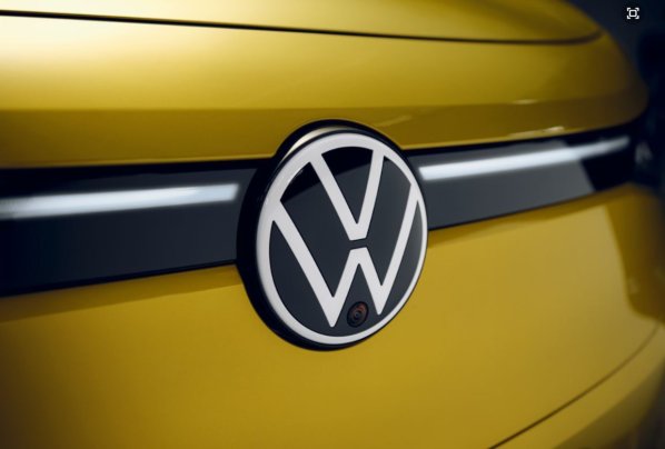 奔驰与大众敦促德国政府：加快部署全国电动汽车充电网络