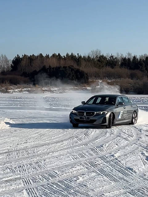 没有声浪的漂移你见过吗？BMW i3静音漂移表演