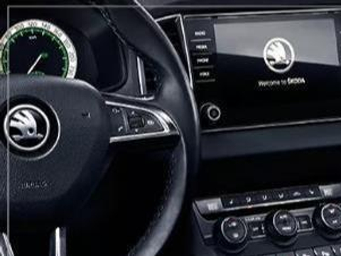 这些动作，很容易损伤汽车蓄电池