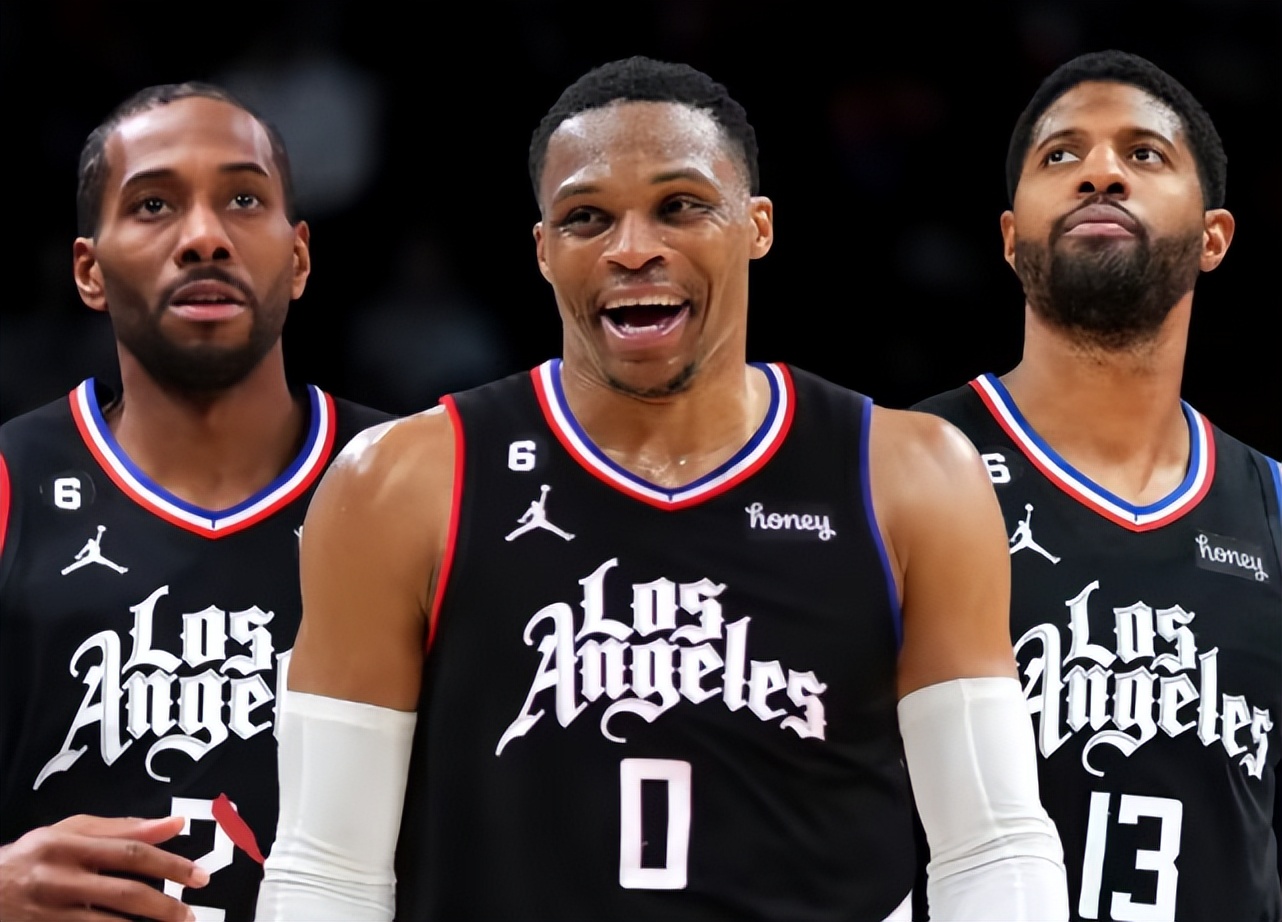 快船詹姆斯在关键时刻展现领袖风采带领球队逆转取胜