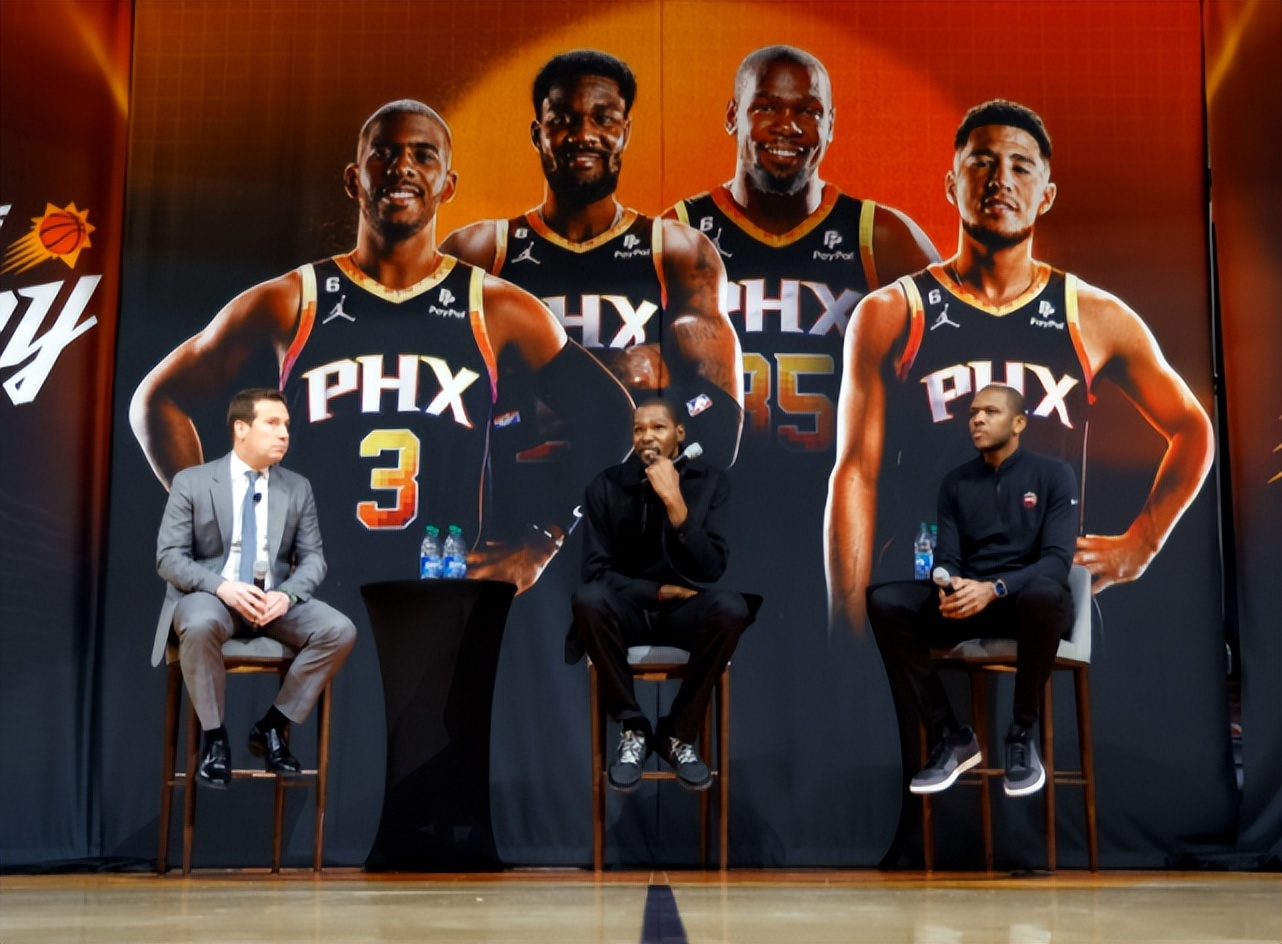 快船与杜兰特联手引爆联盟 两大豪强能否在季后赛中一决高下