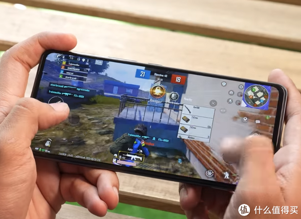 iQOO全能手机,12GB+256GB+E4屏+OIS防抖,支持80W闪充跌至1949元1 iQOO全能手机,12GB+256GB+E4屏+OIS防抖,支持80W闪充跌至1949元