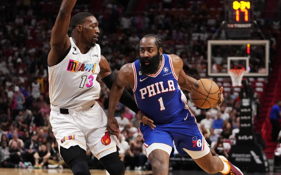 NBA战报浓眉狂砍38分12篮板率队逆转取胜湖人终结三连败