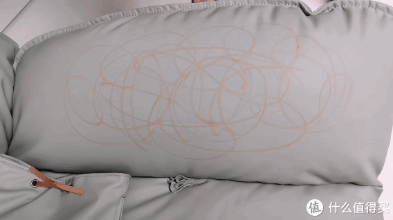 买沙发重点看什么?功能沙发=丑?养猫的人不配有沙发?硅胶皮沙发的出现颠覆了我的认知休闲区蓝鸢梦想 - Www.slyday.coM 买沙发重点看什么?功能沙发=丑?养猫的人不配有沙发?硅胶皮沙发的出现颠覆了我的认知休闲区蓝鸢梦想 - Www.slyday.coM