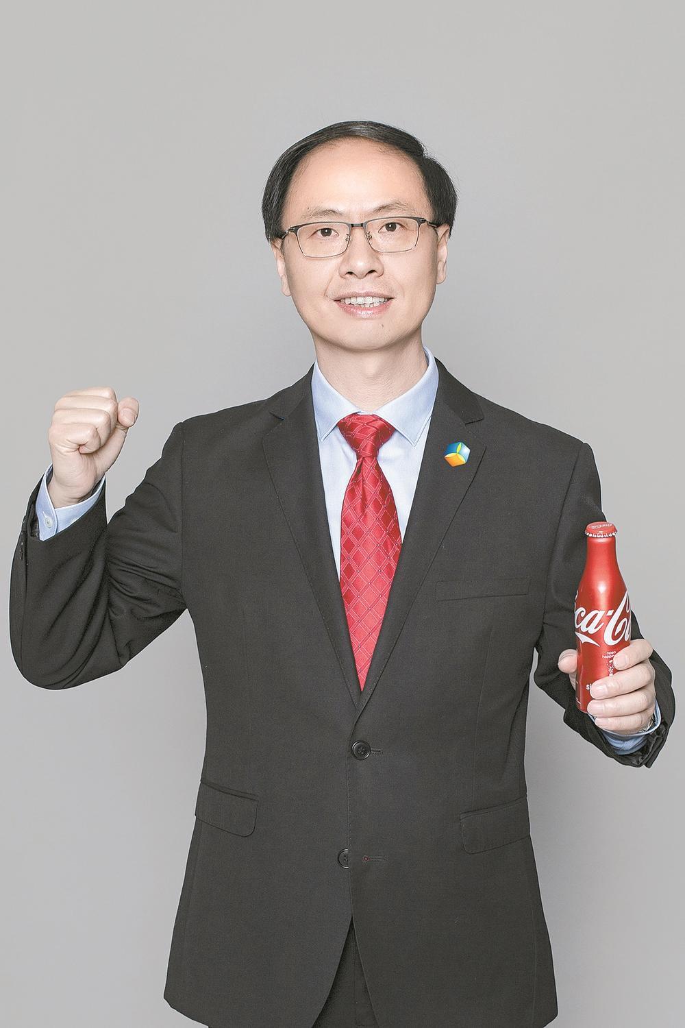 中粮可口可乐饮料(四川)有限公司董事、总经理陈红兵