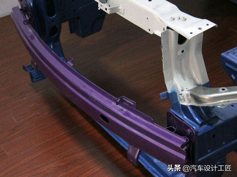 汽车防撞梁到底有多大作用？老司机告诉你真相，不看还真不知道